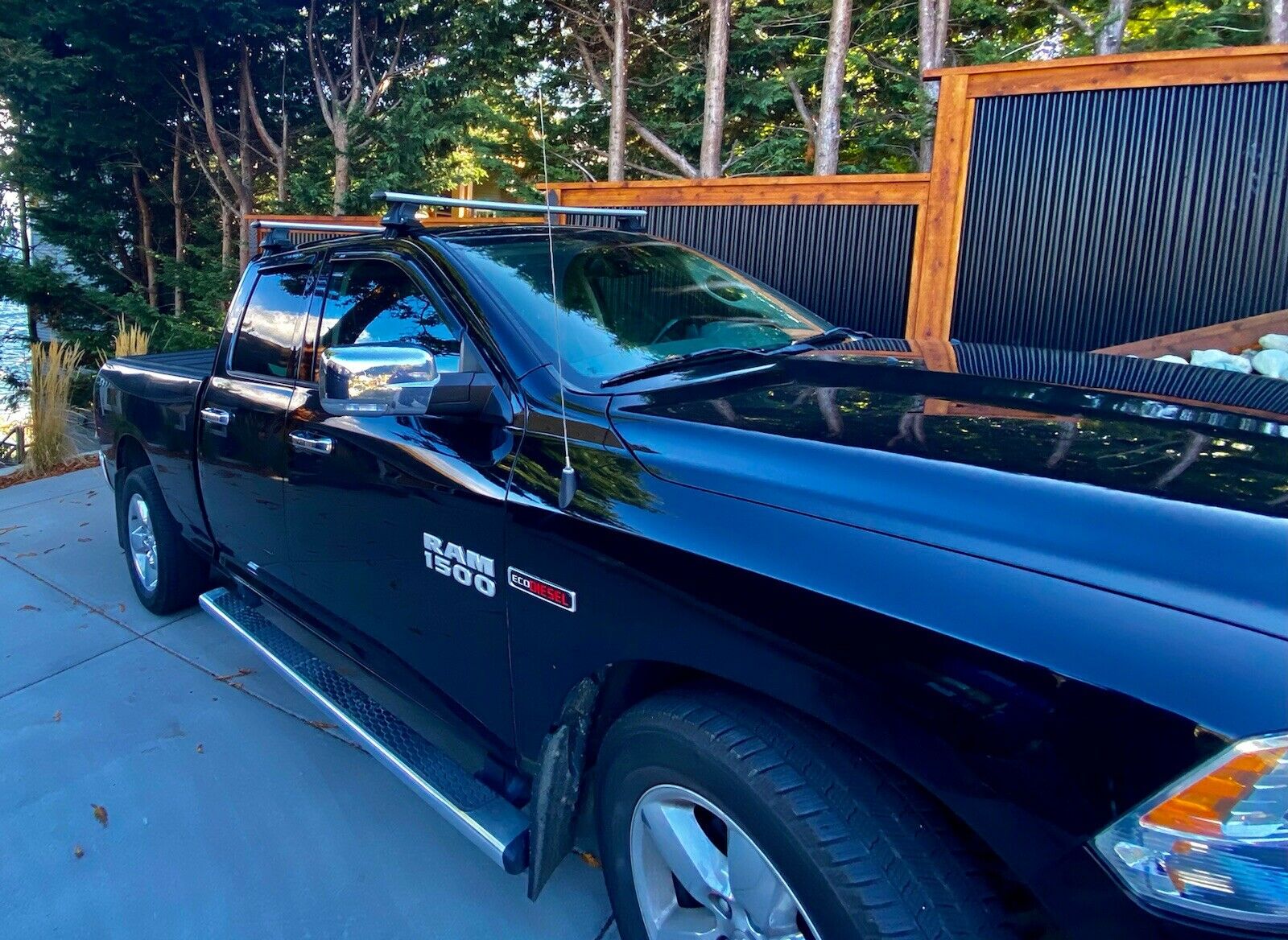 Dodge RAM 1500 TRX Normal Roof Rack Cross Bars Spacial Series Dodge RAM 1500 TRX Normal Roof Rack Cross Bars Spacial Series